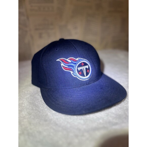 Vintage Reebok NFL Tennessee Titans Fitted Hat Cap 7 1/4 Navy Blue Team Apparel - Picture 1 of 5